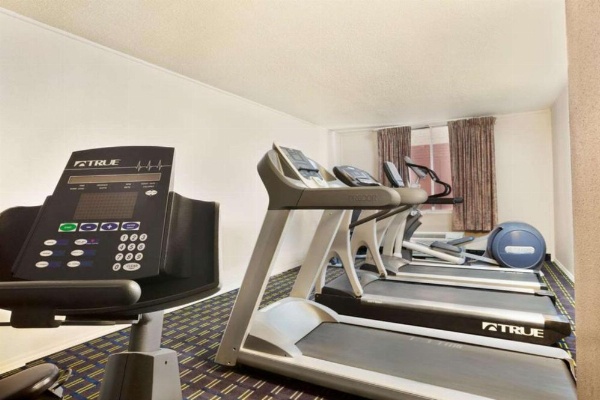 Express Inn and Suites image 16