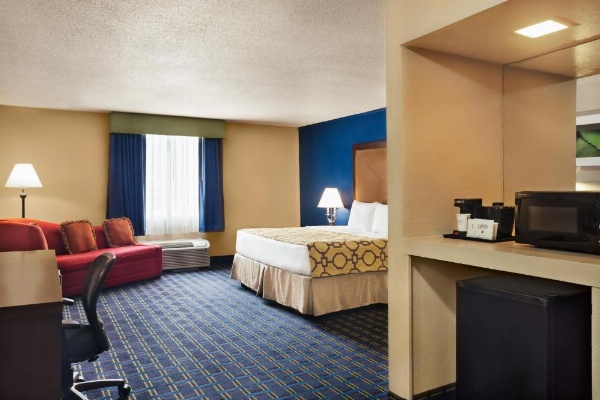 Express Inn and Suites image 8
